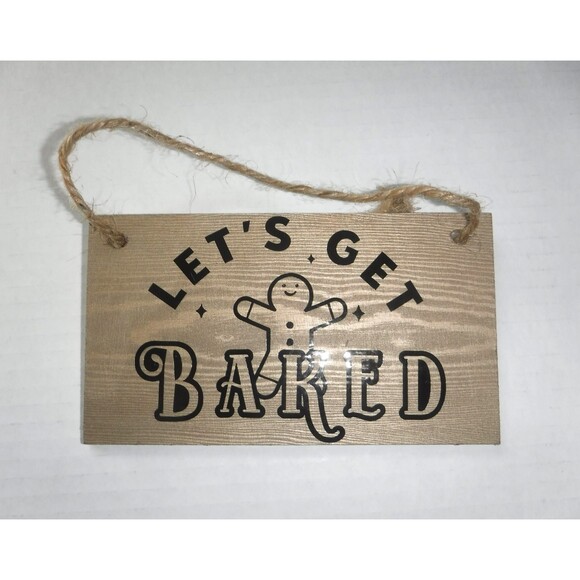 Small Wooden Holiday Signs w/ Sayings - Picture 1 of 1